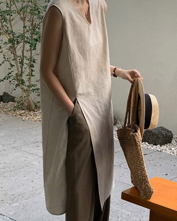 Loose Sleeveless Solid Color Split-side V-neck Vest Top